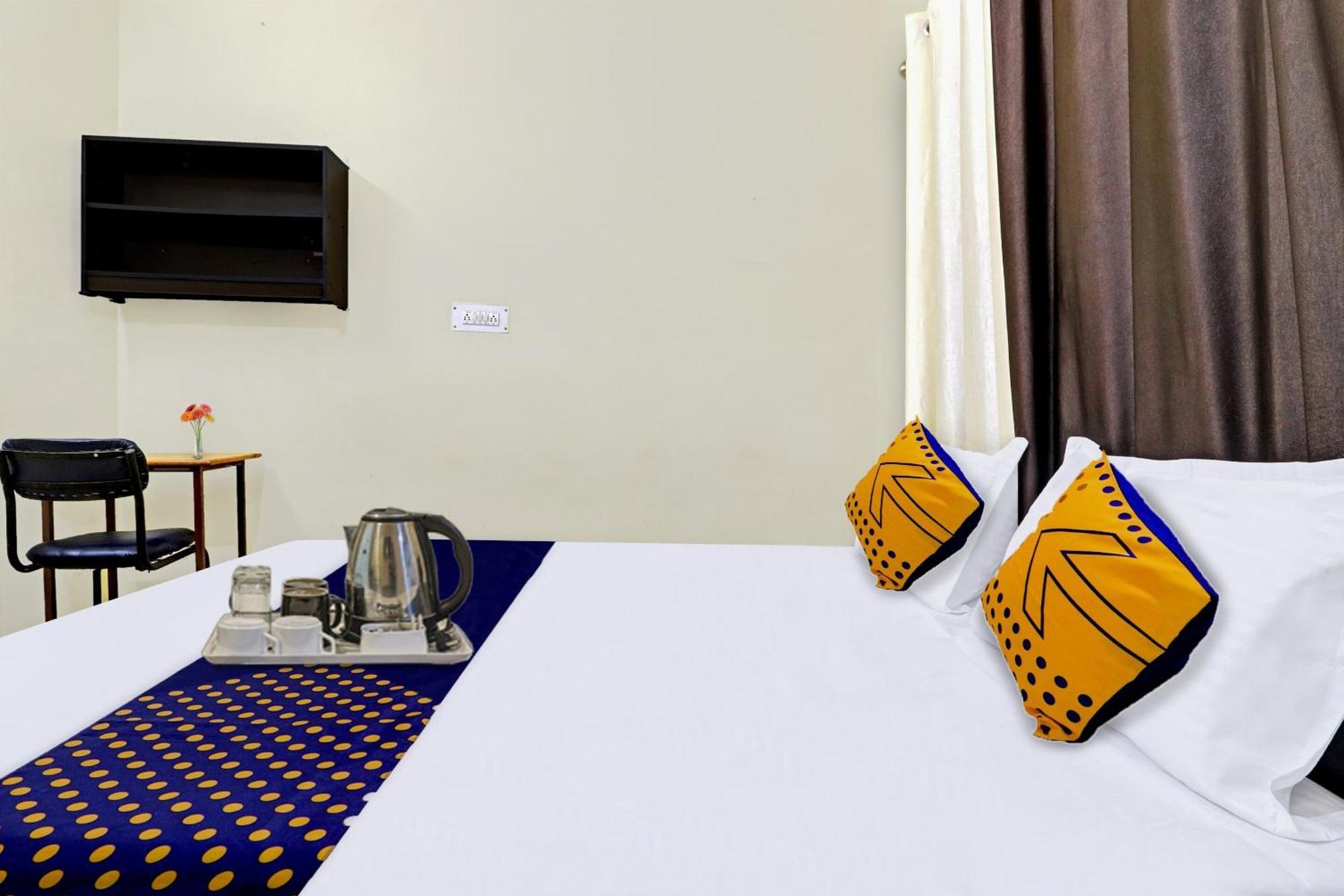 Hotel O Ganga Pg And Home Stay Jhājra Extérieur photo